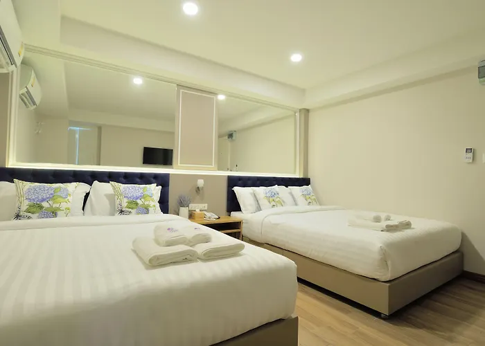 De Lavender Hotel 3*