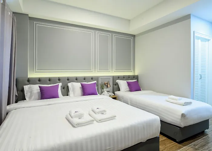 Hotel De Lavender 3*