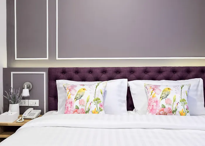 De Lavender Hotel