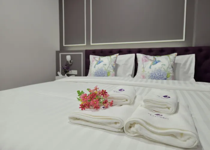 De Lavender 3*
