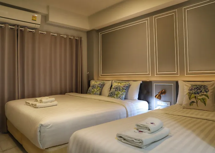 De Lavender Hotel 3*
