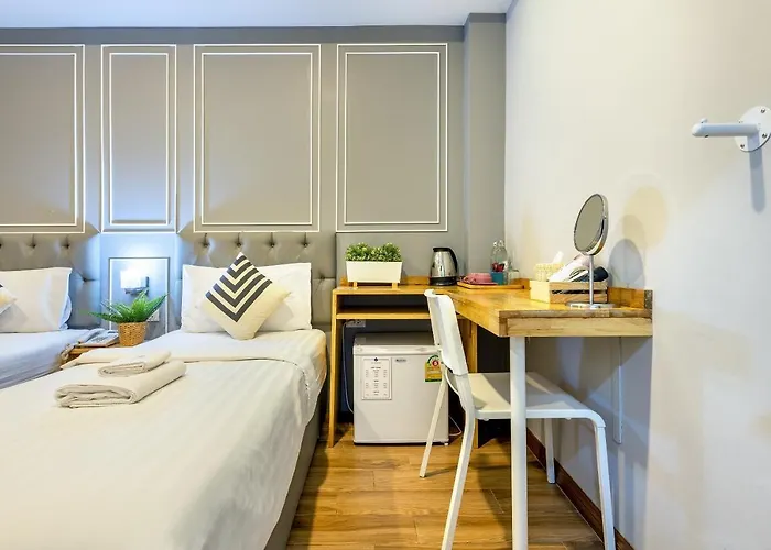 De Lavender Hotel